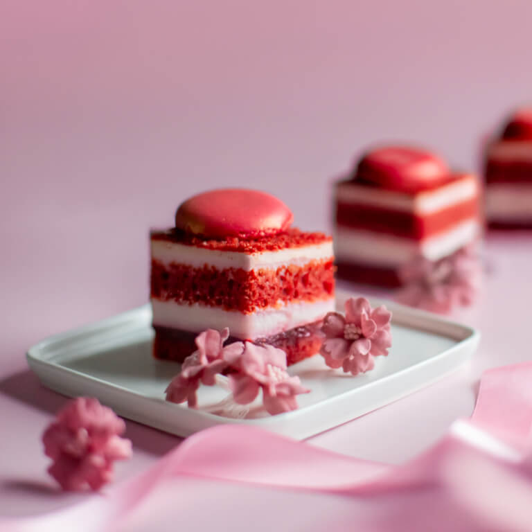 Тістечко червоний оксамит в шматочках - Тістечка на штуки - Тістечка - Zdjęcie 3