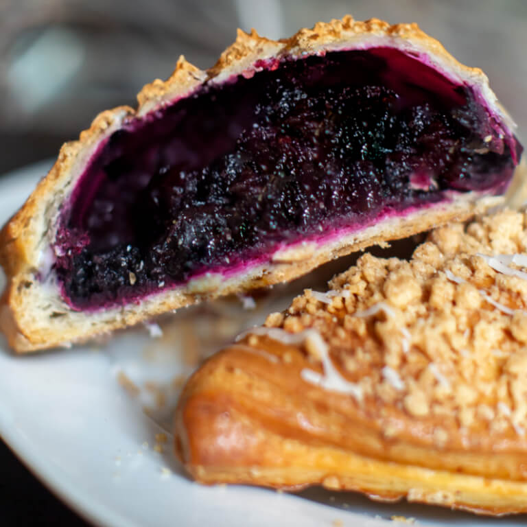 Bliberry bun - Artisanal biscuits - Pastries - Zdjęcie 1