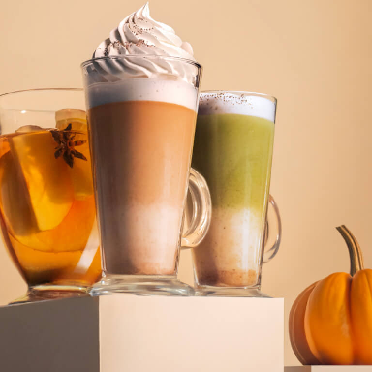 PUMPKIN SPICE MATCHA - Napoje - Napoje - Zdjęcie 4