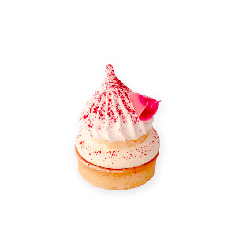 Mini raspberry tart with meringue