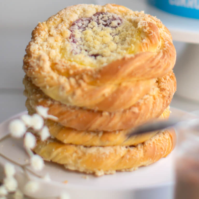 Drożdżówka truskawkowa - Babeczki - Ciastka - Zdjęcie 3