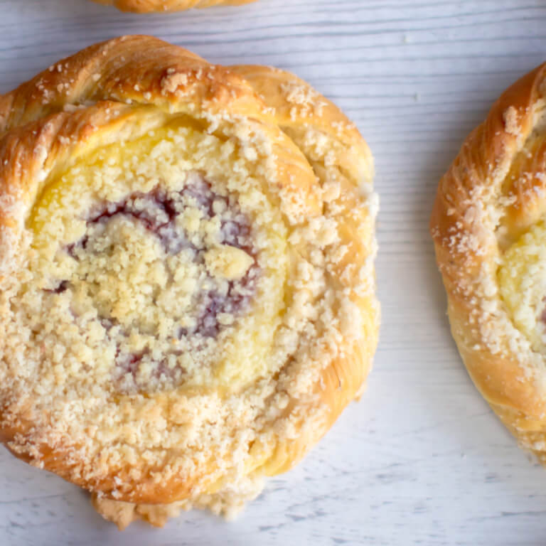 Drożdżówka truskawkowa - Babeczki - Ciastka - Zdjęcie 5