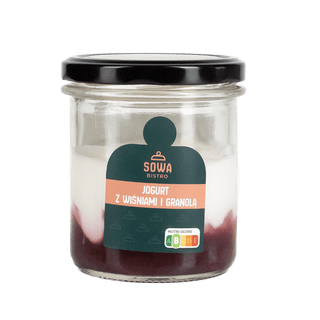 Jogurt z wiśniami i granolą