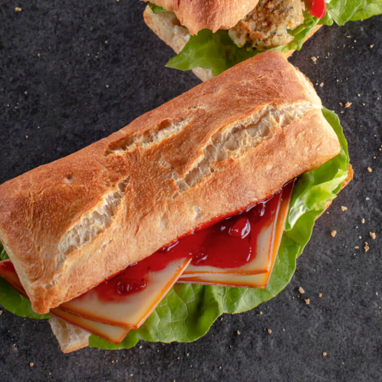 Ciabatta z serem żółtym wędzonym - Ciabatty - Sowa lunchowa - Zdjęcie 1