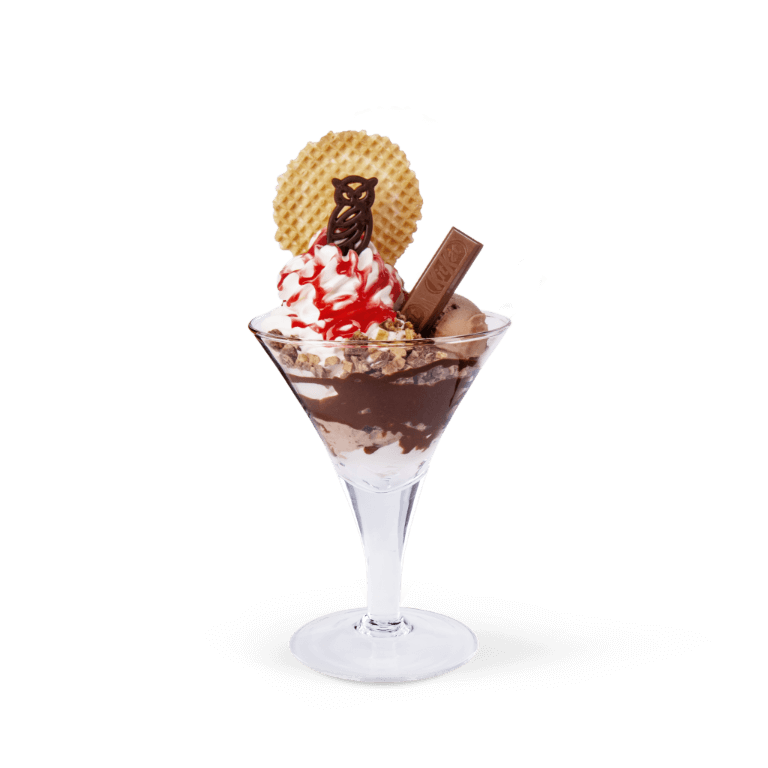 Made with kitkat Ice-cream dessert - In a sundae glass - Ice cream