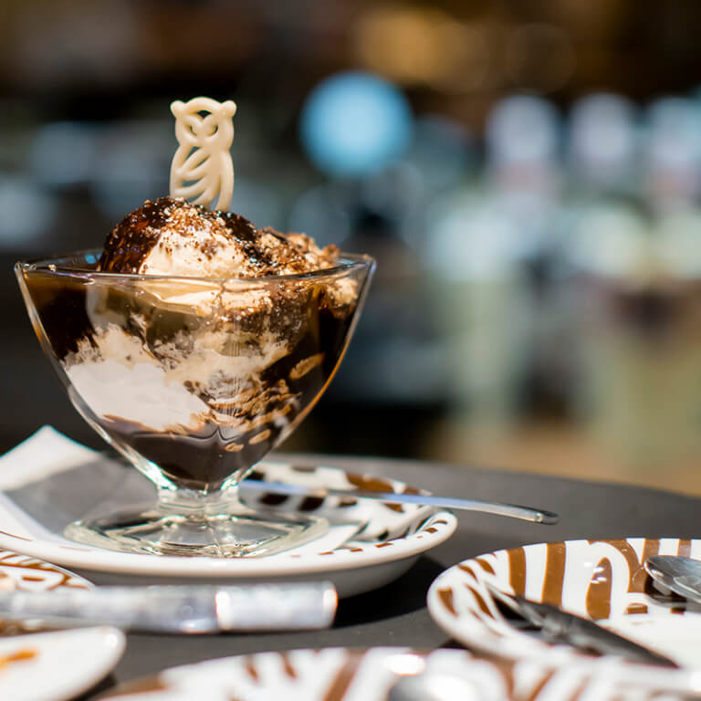 Cookie temptation ice-cream dessert - In a sundae glass - Ice cream - Zdjęcie 2