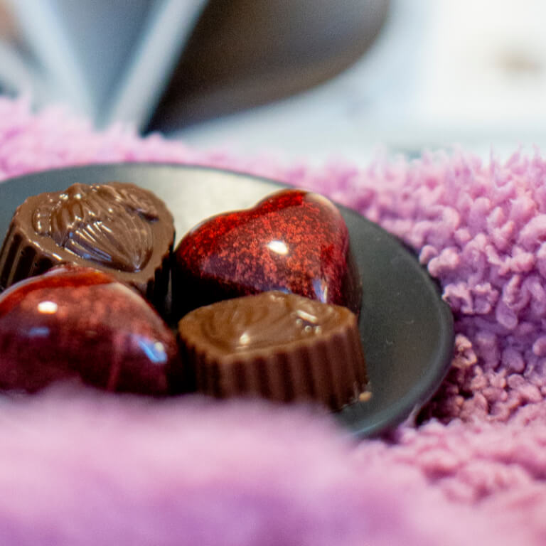 Cherry praline - Pralines - Chocolate delicacies - Zdjęcie 3