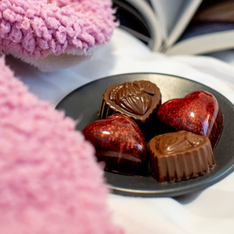 Hazelnut praline - Pralines - Chocolate delicacies - Zdjęcie 2
