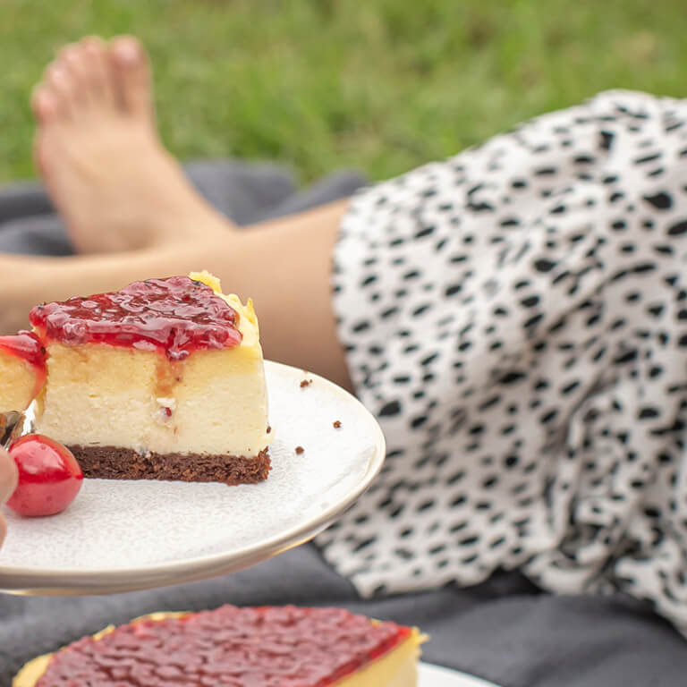 Cheesecake with red currants - Cheesecakes - Baked cakes - Zdjęcie 2