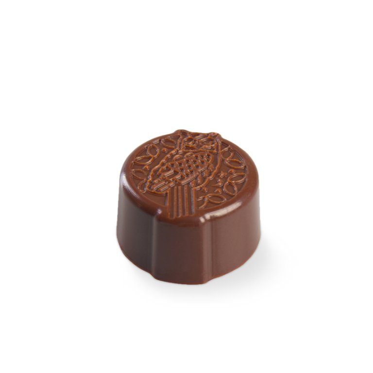 Hazelnut Sowa praline - Pralines - Chocolate delicacies