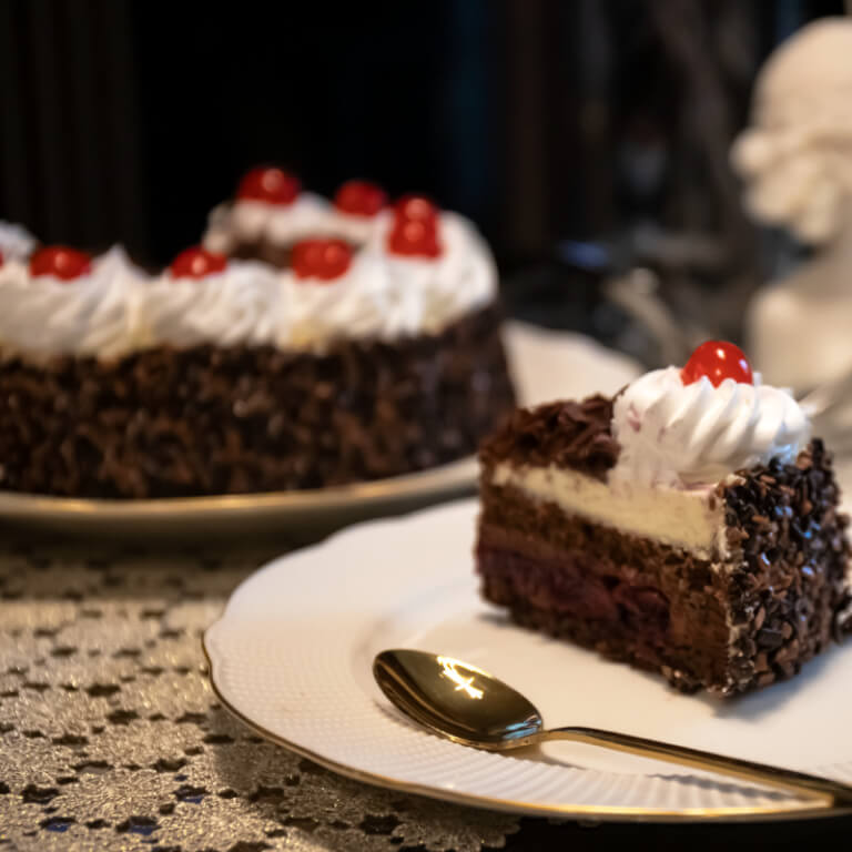 Black forest cake - Standard cakes - Cakes - Zdjęcie 2